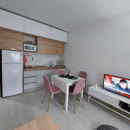 City Center Chic, Urban Apartment Skopje Eksteriør bilde