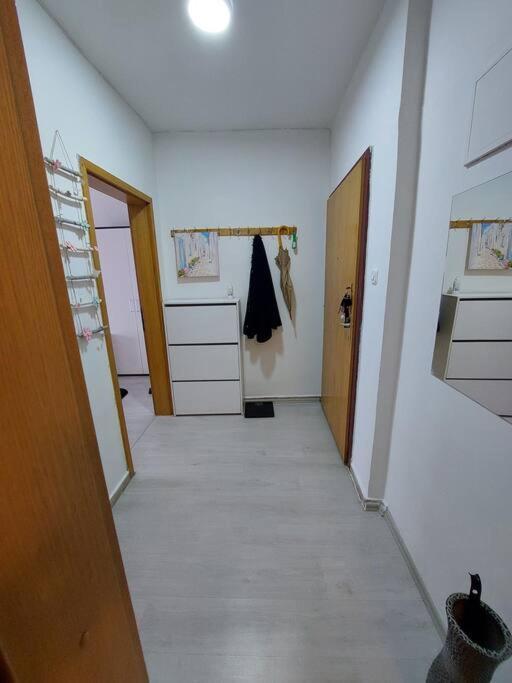 City Center Chic, Urban Apartment Skopje Eksteriør bilde